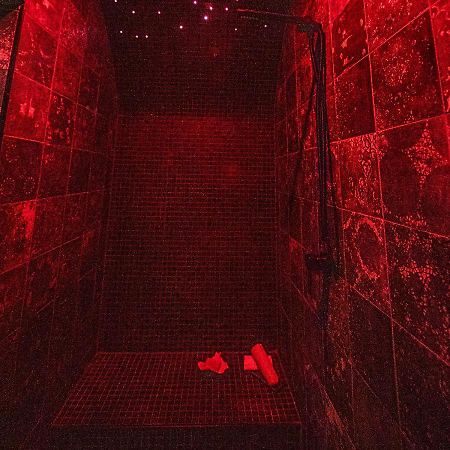 Le Hammam Du Panier Bed & Breakfast Марсилия Екстериор снимка